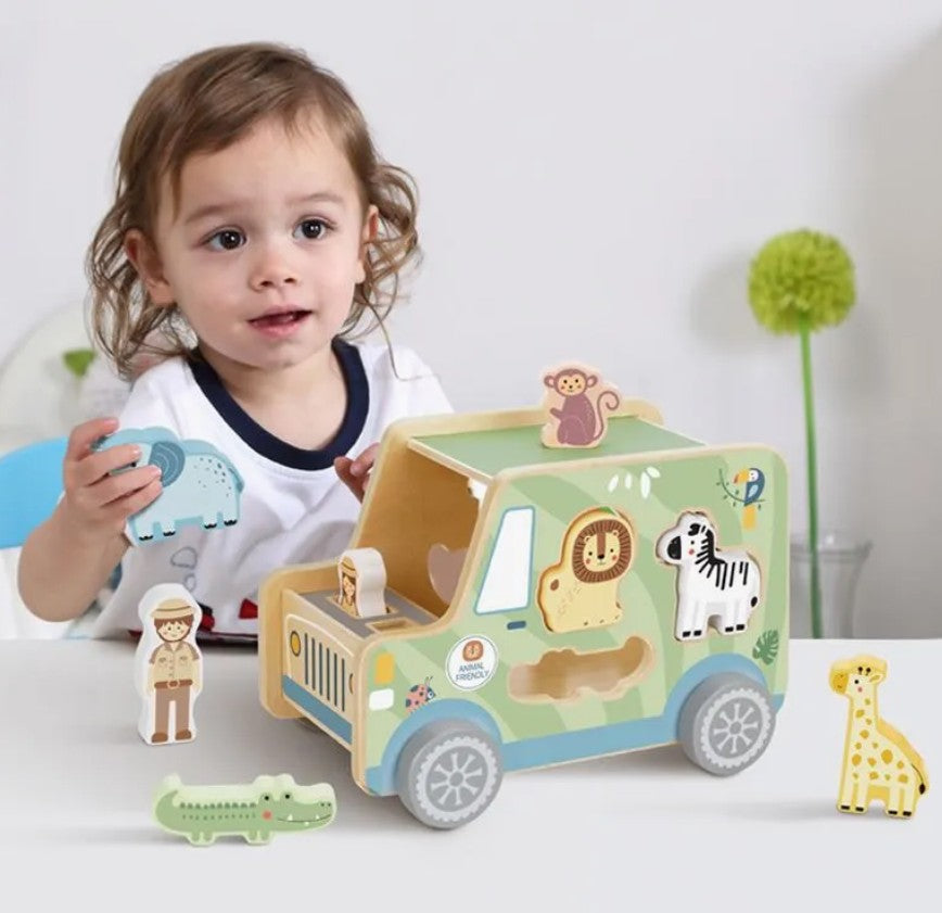 Houten Safari Truck met Vormensorteerder